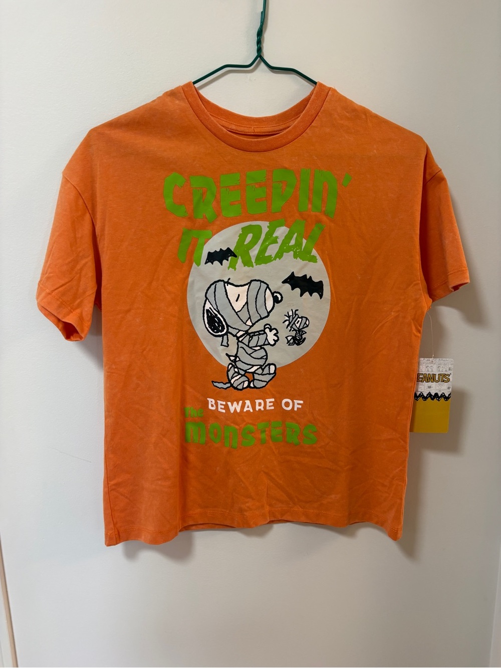 Halloween Peanuts Shirt Snoopy Orange Pumpkin Size Medium NWT Mummy Bats Monster